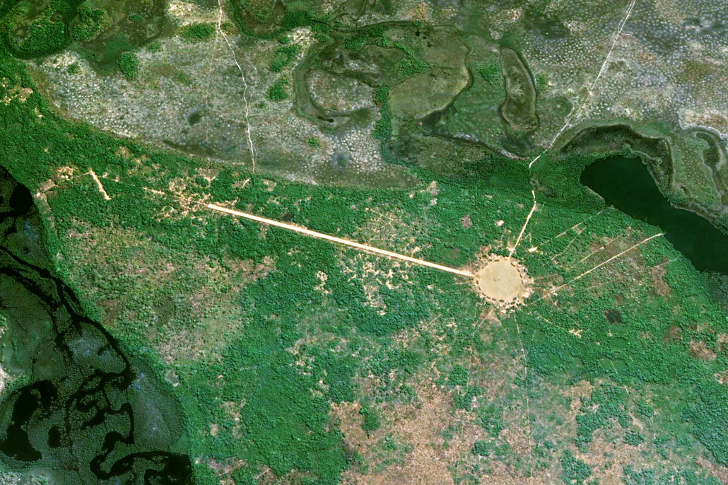 A Kuikuro village in southeastern Brazil seen from above
